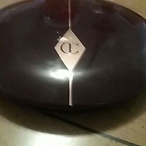 Charlotte Tilbury cheek to chic blush